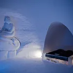호텔 Lapland Snow Village