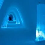 Snow Village Юллясярви