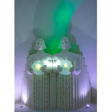 Snow Village Hotell