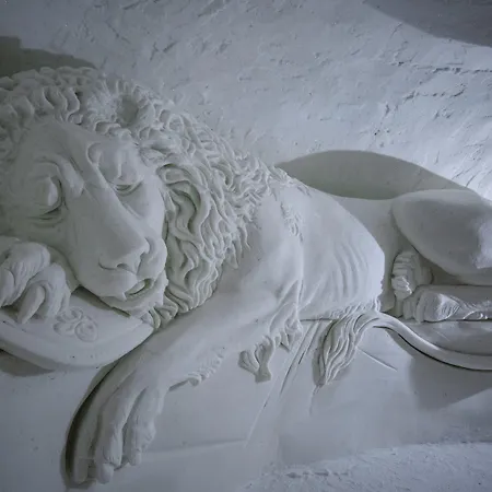 호텔 Lapland Snow Village 3*