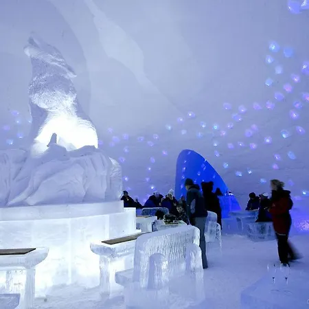 Snow Village Hotell 3*