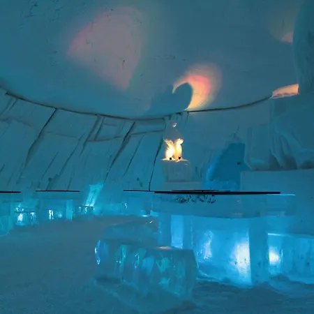 Snow Village 3*