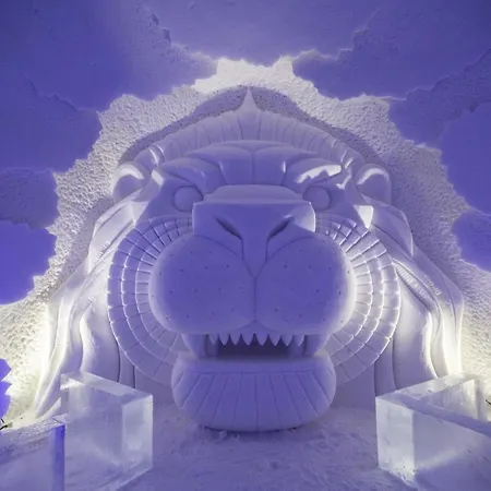 Snow Village Ylläsjärvi